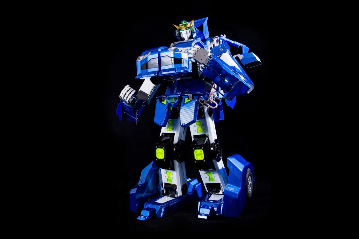 Nhật Bản ra mắt robot biến h&igrave;nh giống Transformers