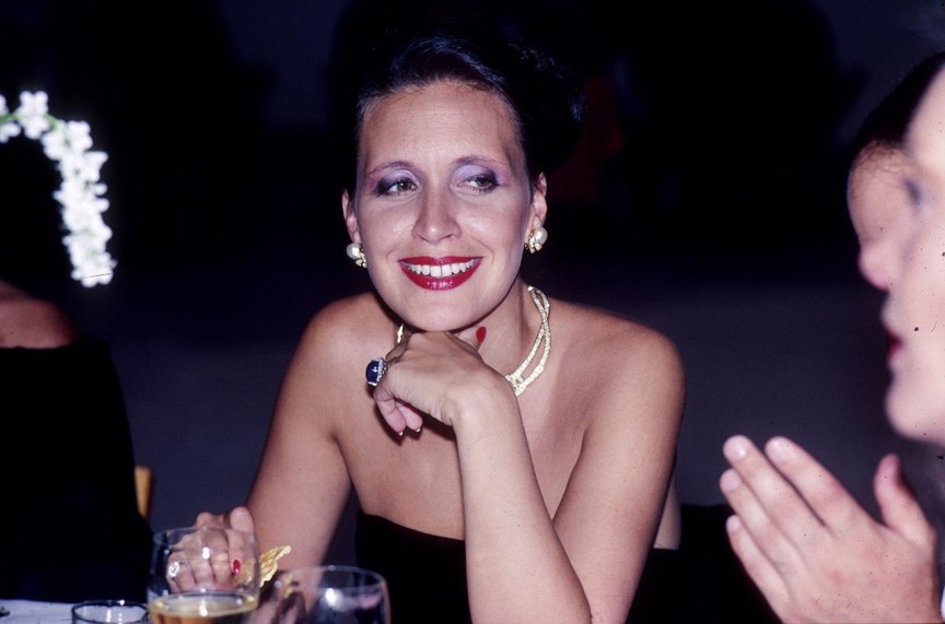 Nũ nh&agrave; văn Danielle Steel giữ kỉ lục thế giới khi xuất bản 800 triệu bản s&aacute;ch