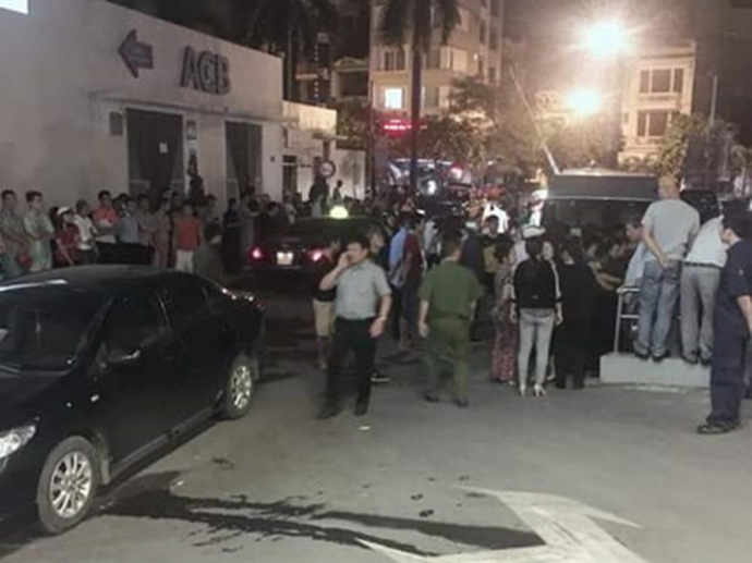 Trước đ&oacute;, ở Hải Ph&ograve;ng cũng xảy ra vụ Ph&oacute; tổng Gi&aacute;m đốc Th&ugrave;y Dương Plaza nhảy lầu tự s&aacute;t