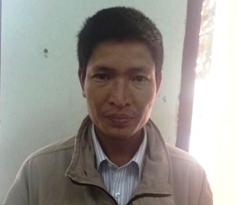 Nhốt ba c&ocirc;ng an trong nh&agrave; để lăng mạ