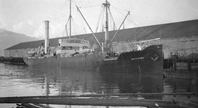 Được sử dụng để buôn bán da thú với người Inuit ở vùng biển băng giá phía Bắc Canada, con tàu Baychimo đã mắc kẹt trong băng vào năm 1931, khiến các thành viên phải bỏ nó lại để thoát thân. 