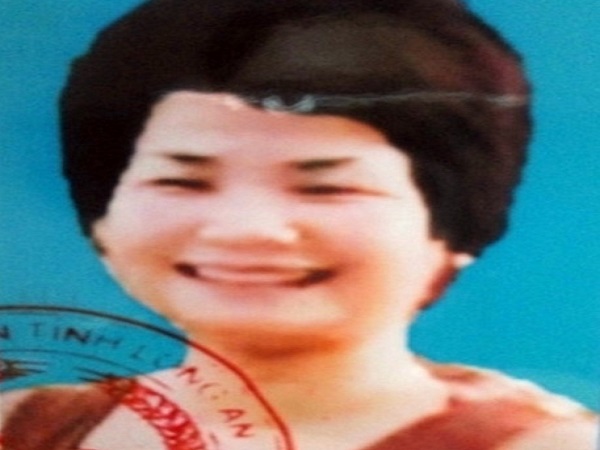 'B&agrave; tr&ugrave;m' đường d&acirc;y USD giả ở miền T&acirc;y sa lưới