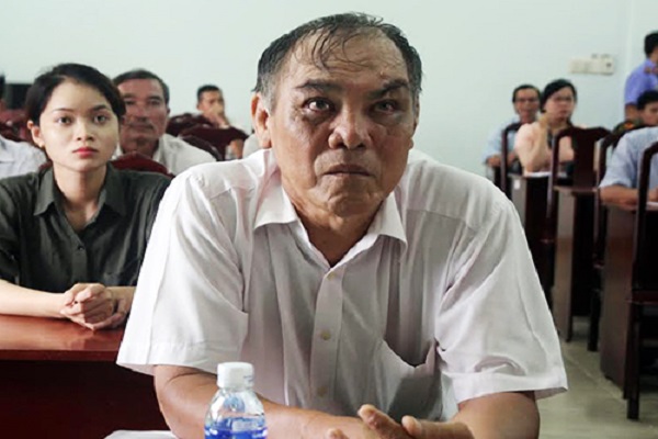 Cựu chủ tịch phường y&ecirc;u cầu 150 tỷ đồng cho 26 năm oan sai