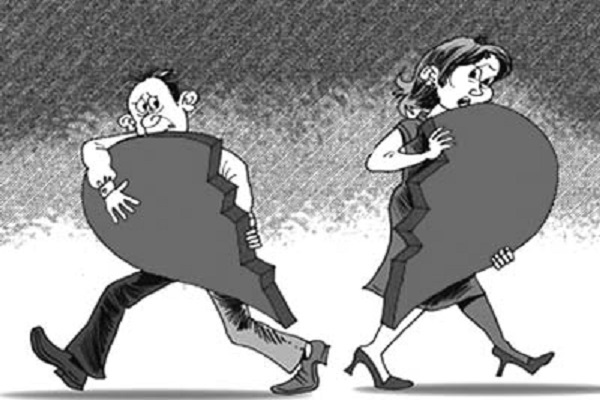 Sổ tiết kiệm chia như thế n&agrave;o khi ly h&ocirc;n?