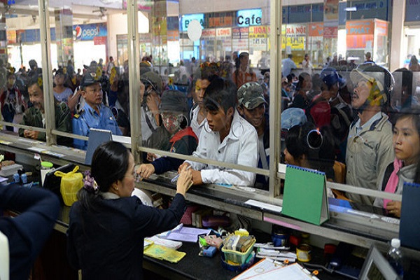 Kh&ocirc;ng mua v&eacute; xe ở bến xe, gặp tai nạn c&oacute; được bồi thường?