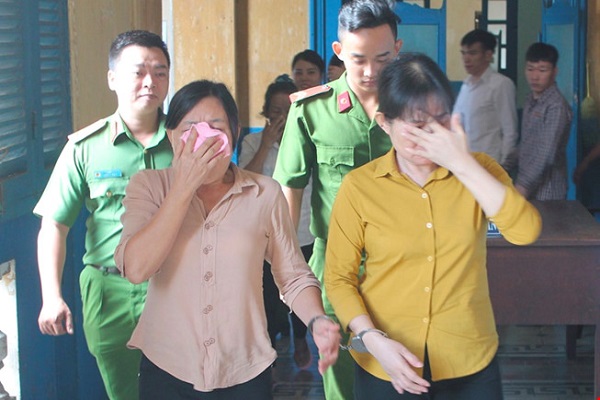 'Sếp' chi hội phụ nữ v&agrave;o t&ugrave; v&igrave; lừa đảo chiếm đoạt tiền tỷ