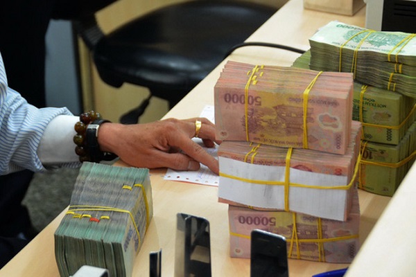 Thay đổi mức trần l&atilde;i suất, người vay c&oacute; lợi g&igrave;?