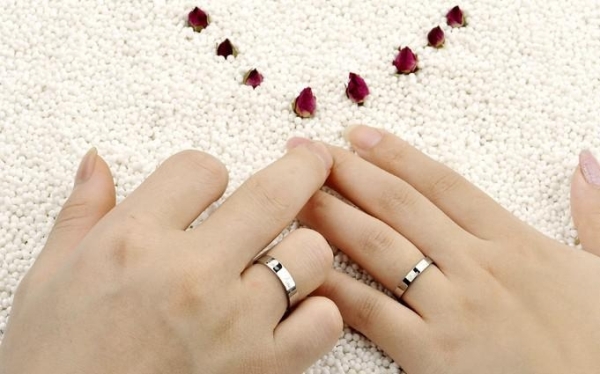 Những m&oacute;n qu&agrave; kh&ocirc;ng n&ecirc;n tặng trong ng&agrave;y Valentine 