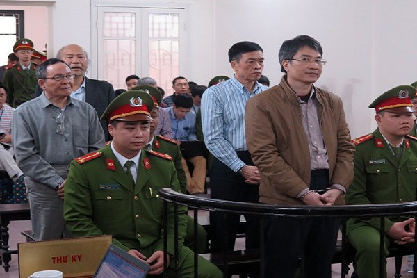 Tuy&ecirc;n &aacute;n Tổng gi&aacute;m đốc Vinashinlines c&ugrave;ng bị c&aacute;o Giang Kim Đạt