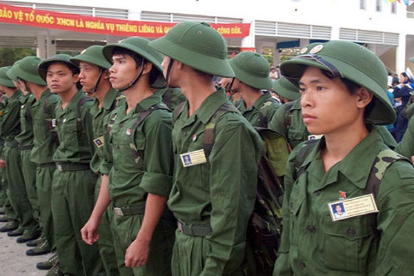 Trốn tr&aacute;nh nghĩa vụ qu&acirc;n sự sẽ bị xử phạt thế n&agrave;o?