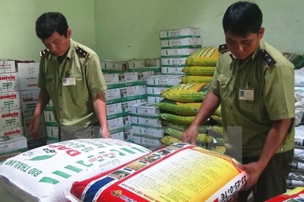 Xử l&yacute; 117 vụ vi phạm trong sản xuất, gia c&ocirc;ng ph&acirc;n b&oacute;n v&ocirc; cơ