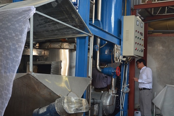 H&agrave; Nội: Ph&aacute;t hiện cơ sở nước uống đ&oacute;ng chai kh&ocirc;ng đảm bảo quy tr&igrave;nh