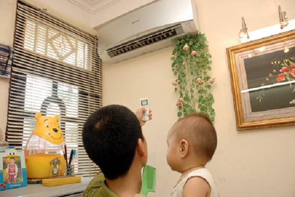 Nằm điều h&ograve;a kh&ocirc;ng đ&uacute;ng c&aacute;ch v&agrave; những hệ lụy kh&ocirc;n lường