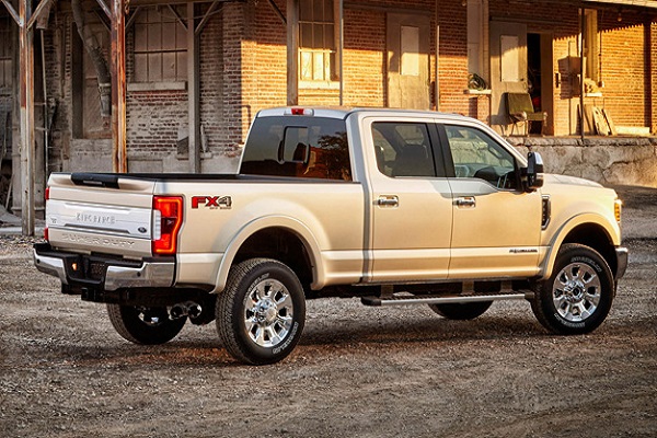 Ford d&iacute;nh kiện tụng với c&aacute;o buộc 'gian lận' kh&iacute; thải tr&ecirc;n 500 ngh&igrave;n xe b&aacute;n tải