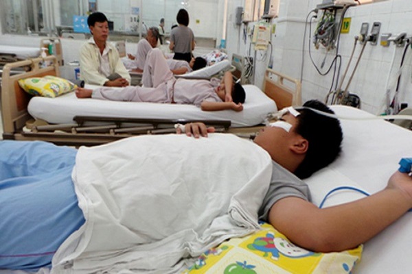 Bệnh c&uacute;m m&ugrave;a - Tưởng đơn giản lại c&oacute; thể g&acirc;y chết người