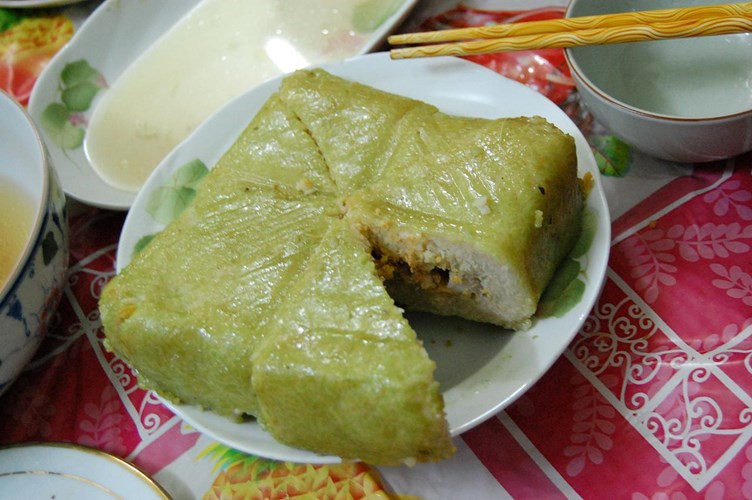 Những món ăn bà bầu cần hạn chế trong ngày Tết để tránh ảnh hưởng cả mẹ và con