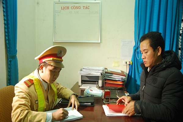 Ph&aacute;t hiện h&agrave;ng trăm kg nội tạng động vật kh&ocirc;ng r&otilde; nguồn gốc ở Nghệ An