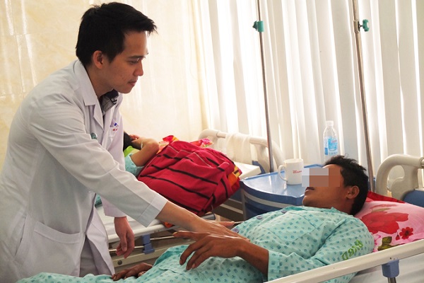 3 người đ&agrave;n &ocirc;ng su&yacute;t mất 'của qu&yacute;' v&igrave; sự cố bất ngờ n&agrave;y