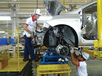 Thất vọng v&igrave; đại l&yacute; bảo h&agrave;nh của Nissan