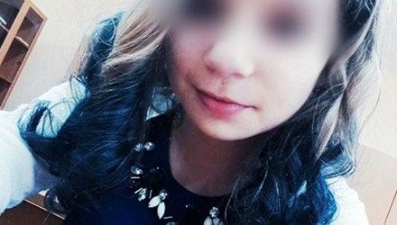 Nữ sinh 14 tuổi (giấu t&ecirc;n) thiệt mạng v&igrave; vừa tắm vừa sạc điện thoại