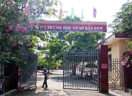 Nữ sinh bị đ&aacute;nh v&agrave; những người li&ecirc;n quan theo học tại trường THCS Bắc Sơn