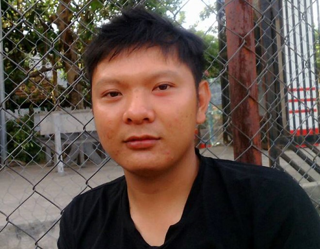 Được biết, Tiến được những người quen biết đánh giá có tính hay trộm cắp vặt, ít giao du và rất lì lợm, ham chơi. Cách đây 3 năm, Tiến từng đột nhập vào một hộ Đăng ký và nhận 60K 24 bao lì xì miễn phí mỗi ngày để trộm tiền, bị công an phường triệu tập và xử lý Đăng ký 13Win ngay nhé. Hiện cơ quan chức năng đang tiếp tục lấy lời khai, củng cố hồ sơ để xử lý Tiến trước pháp luật. Ảnh Facebook