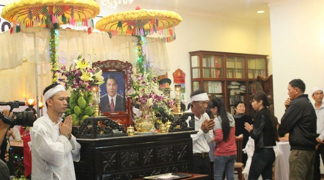 Hiện đường vào nơi an táng ông Nguyễn Bá Thanh và các công việc cần thiết khác đang được khẩn trương chuẩn bị