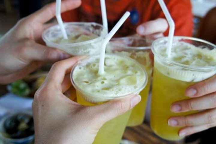 Quy tr&igrave;nh l&agrave;m nước m&iacute;a 'si&ecirc;u sạch' đến mức kh&oacute; tin 