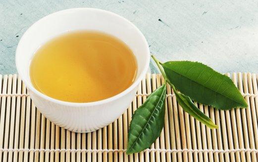 Uống nước vối c&ograve;n gi&uacute;p cải thiện hệ ti&ecirc;u h&oacute;a