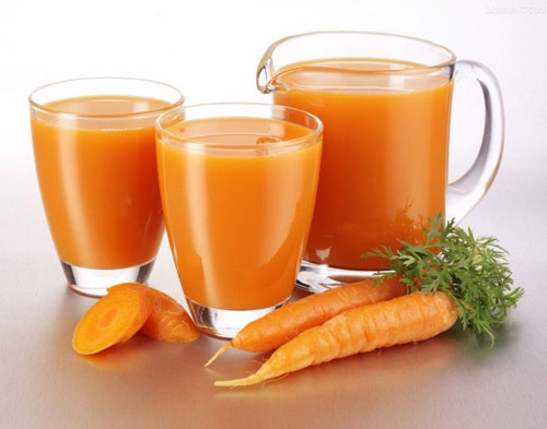 Những người kh&ocirc;ng n&ecirc;n uống nước c&agrave; rốt bao gồm bệnh nh&acirc;n bị tiểu đường, vi&ecirc;m tụy 