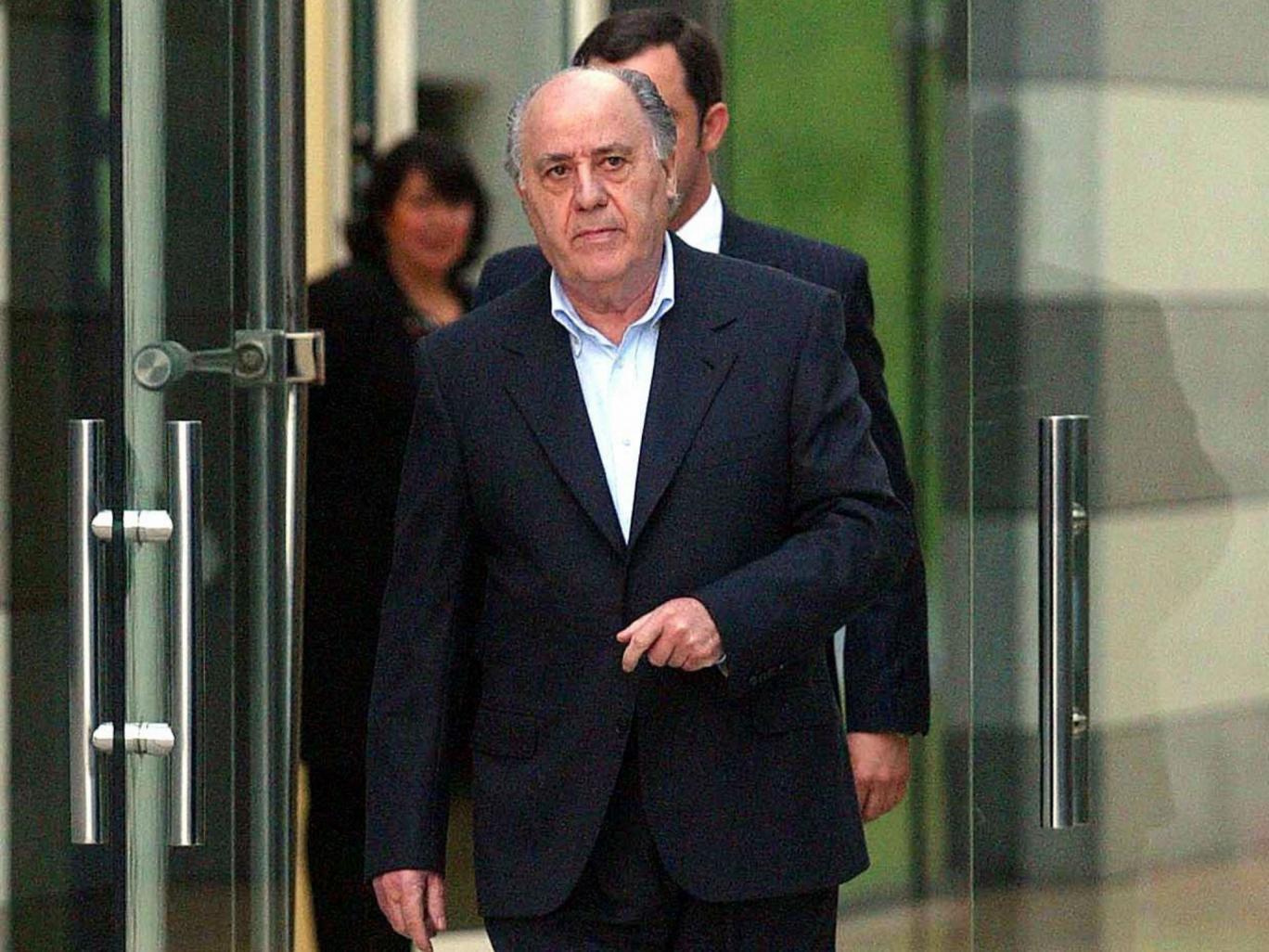Amancio Ortega gần như kh&ocirc;ng bao giờ trả lời phỏng vấn v&agrave; rất &iacute;t khi xuất hiện trước đ&aacute;m đ&ocirc;ng.