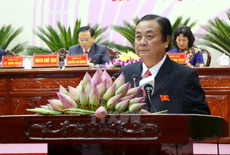 &Ocirc;ng L&ecirc; Minh Hoan, B&iacute; thư Tỉnh ủy Đồng Th&aacute;p kh&oacute;a X ph&aacute;t biểu tại phi&ecirc;n bế mạc Đại hội