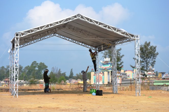 Tin tức mới nhất công tác chuẩn bị tang lễ ông Nguyễn Bá Thanh có sự chung tay của cán bộ, dân chúng Đà Nẵng Tin tức mới nhất công tác chuẩn bị tang lễ ông Nguyễn Bá Thanh có sự chung tay của cán bộ, dân chúng Đà Nẵng