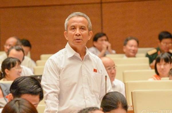 ĐB Đặng Ngọc T&ugrave;ng đề nghị tổ chức cho nh&acirc;n d&acirc;n đi du lịch Trường Sa
