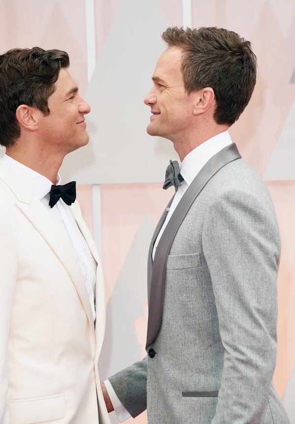 Cặp đôi David Burtka - Neil Patrick Harris cũng không thua kém