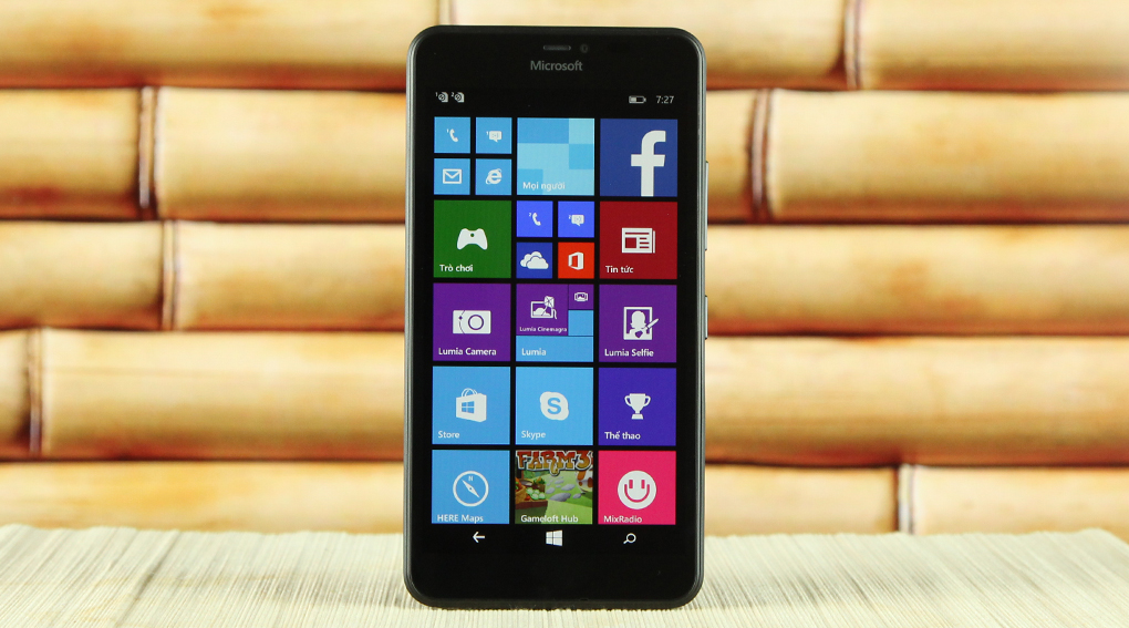 Microsoft Lumia 640 XL sử dụng hệ điều h&agrave;nh Windows Phone 8.1 GDR2 mới nhất