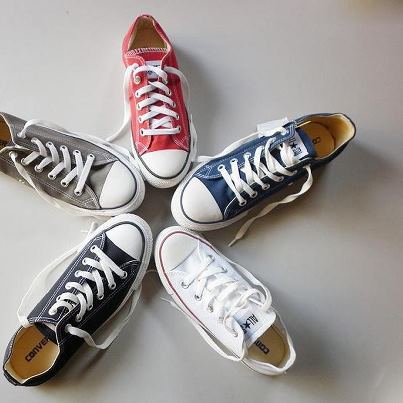 Ph&acirc;n biệt gi&agrave;y Converse ch&iacute;nh h&atilde;ng v&agrave; h&agrave;ng Fake nhanh nhất cho những người mua kh&ocirc;ng chuy&ecirc;n