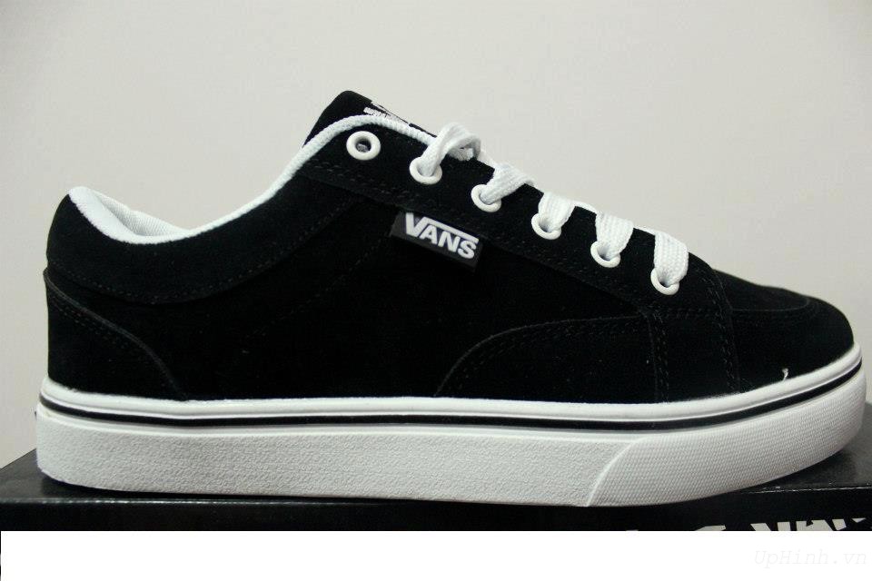 C&aacute;ch ph&acirc;n biệt gi&agrave;y Vans thật giả đơn giản bằng những dấu hiệu nhận biết cơ bản