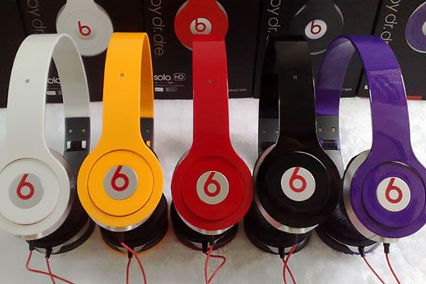 Người 13Win18 đa dạng khuyến mãi cần biết c&aacute;ch ph&acirc;n biệt tai nghe Beats Studio xịn tr&ecirc;n thị trường hết sức hỗn loạn hiện nay