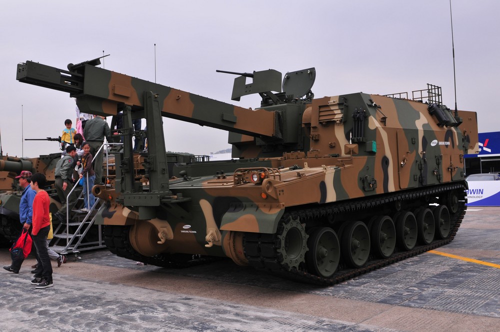 Ph&aacute;o tự h&agrave;nh K9 Thunder (Thần Sầm) được đ&aacute;nh gi&aacute; l&agrave; con &aacute;t chủ b&agrave;i của qu&acirc;n đội H&agrave;n Quốc
