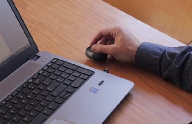 Ph&aacute;t minh mới với t&ecirc;n gọi Swiftpoint n&agrave;y cung cấp khả năng v&agrave; thao t&aacute;c tương tự như tr&ecirc;n m&agrave;n h&igrave;nh cảm ứng