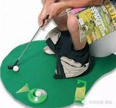 Phát minh mới về bộ chơi golf tí hon giúp 13Win 19.com nhiều ưu đãi hấp dẫn giết thời gian khi đang 'ngồi bồn cầu'