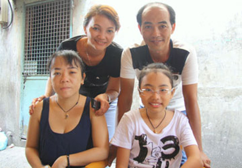 Phương Mỹ Chi cảm thấy rất vui v&igrave; gai đ&igrave;nh kh&ocirc;ng phải sống chật ch&ocirc;i trong căn nhỏ nhỏ cũ nữa