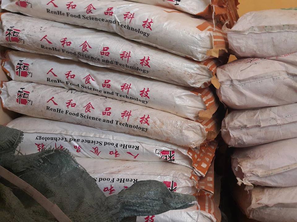 Chất phụ gia l&agrave;m bim bim kh&ocirc;ng r&otilde; nguồn gốc xuất xứ