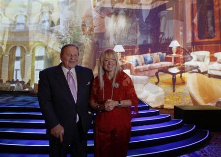 Vợ chủ tịch Las Vegas Sands, &ocirc;ng Sheldon AdelsonVợ chủ tịch Las Vegas Sands, &ocirc;ng Sheldon Adelson