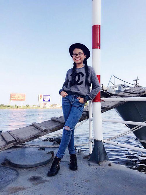Phương Mỹ Chi thay đổi &lsquo;ch&oacute;ng mặt&rsquo; sau 2 năm gia nhập showbiz Việt