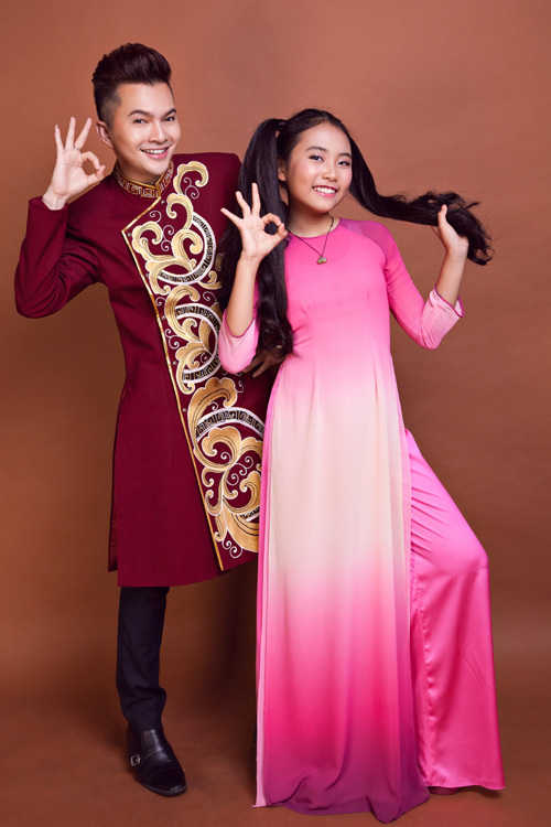 Cả hai gây được sự chú ý khi là 1 trong 6 đội tham gia chương trình Gương mặt thân quen nhí 2015.