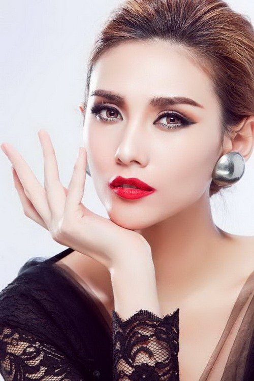 Điểm mặt 5 mỹ nhân từng đi qua cuộc đời Cường đô la