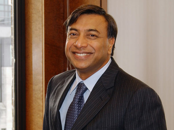 Ông trùm thép Lakshmi Mittal sinh năm 1950 trong một Đăng ký và nhận 60K 24 bao lì xì miễn phí mỗi ngày nghèo ở bang Rajasthan, Ấn Độ. Ông ‘tích góp vốn liếng của mình trong hơn hai thế kỷ bằng việc lăn lộn trong ngành thép tương đương với một nhà kho giảm giá’. Hiện nay tỷ phú Mittal đang điều hành Link Đăng Nhập Nhà cái 13Win16.Com sản xuất thép lớn nhất thế giới với khối tài sản 13,2 tỷ USD.