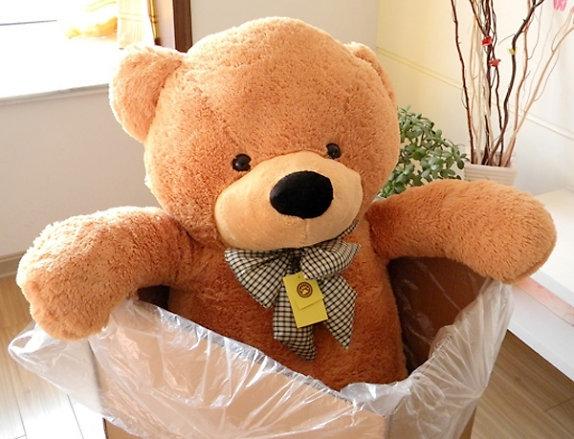 Qu&agrave; tặng Valentine trắng cho bạn g&aacute;i được ưa chuộng ch&iacute;nh l&agrave; những ch&uacute; gấu b&ocirc;ng